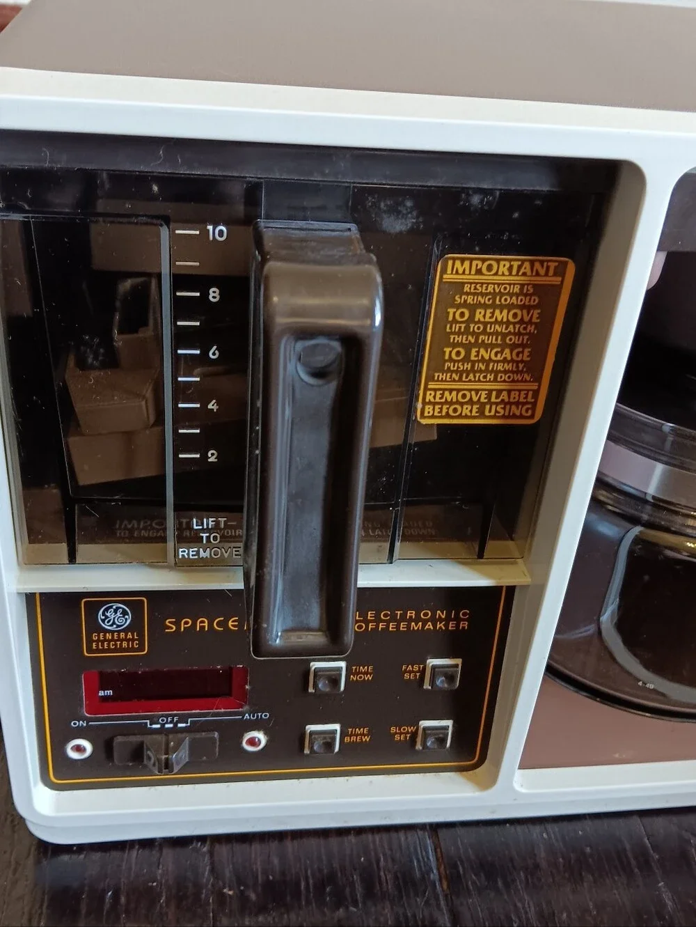 1980s GE Spacemaker Drip Coffeemaker, 80s Under Cabinet Mount Coffee Pot, In Box